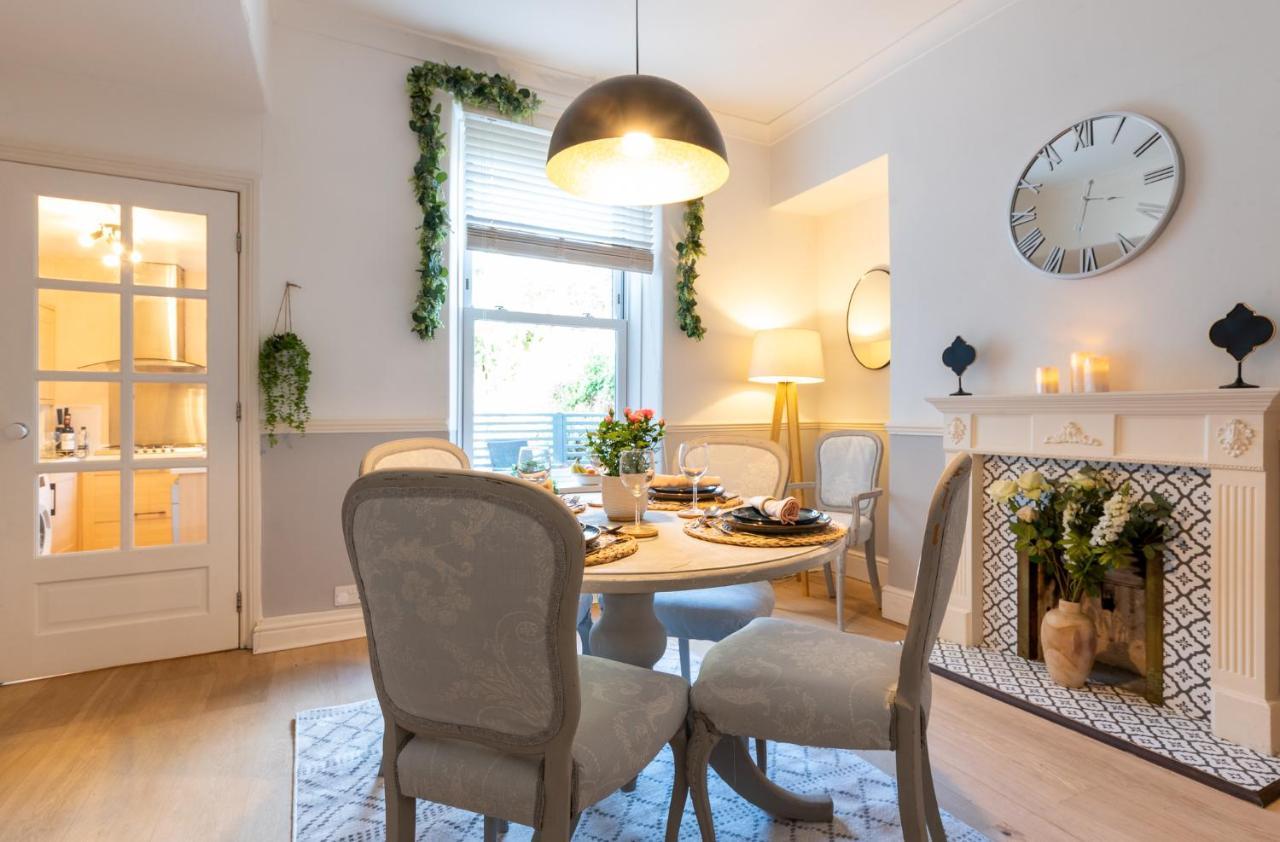Beautiful 3 Bedroom Townhouse ハロゲート エクステリア 写真
