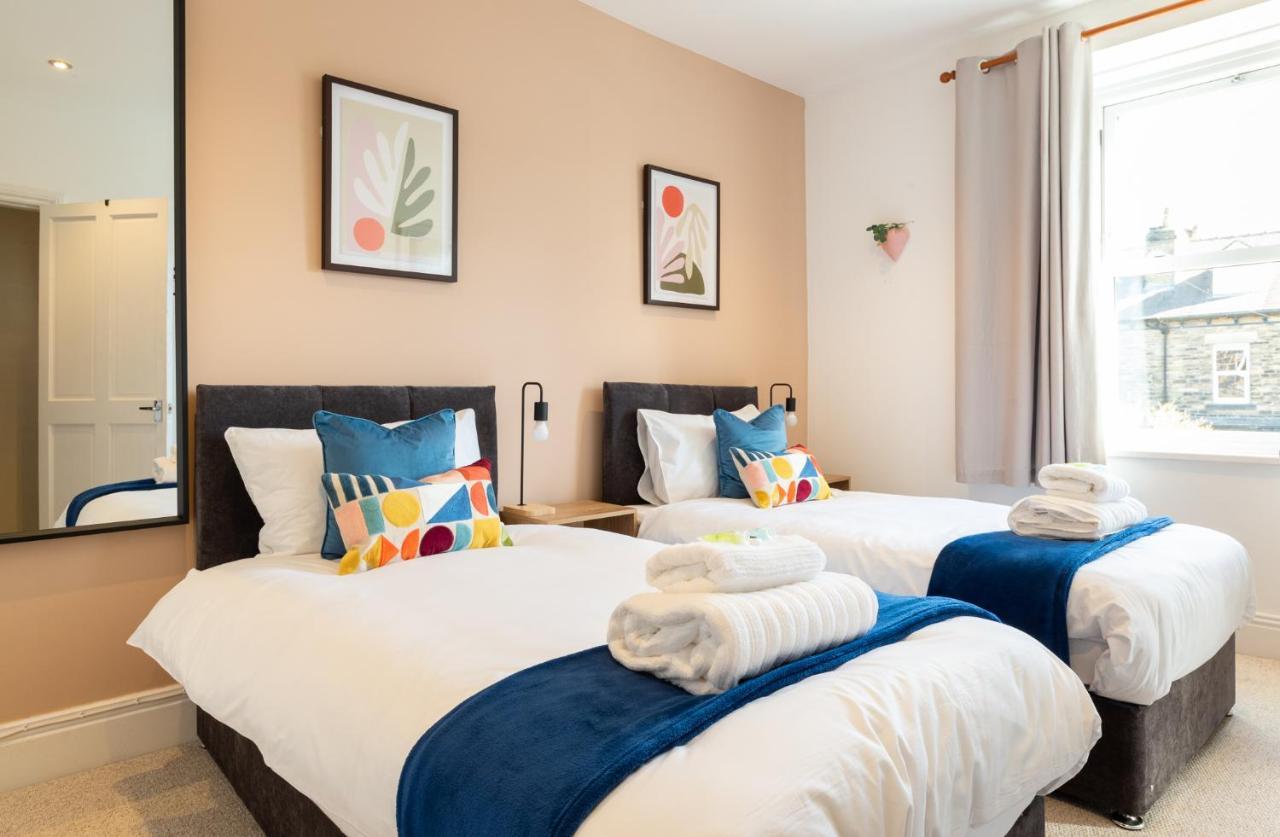 Beautiful 3 Bedroom Townhouse ハロゲート エクステリア 写真